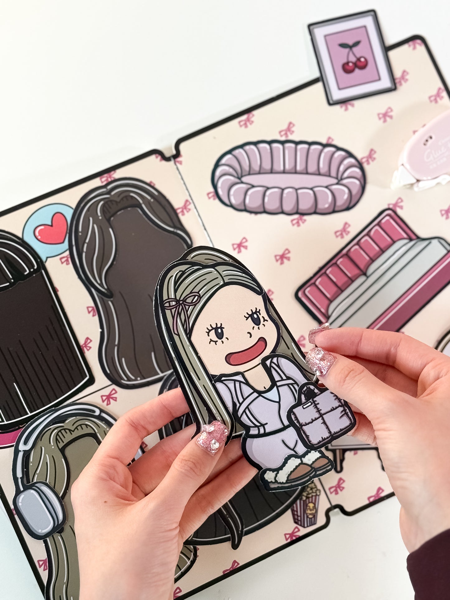 That Girl Aesthetic: Paper Doll Book Kit (Premade Book)